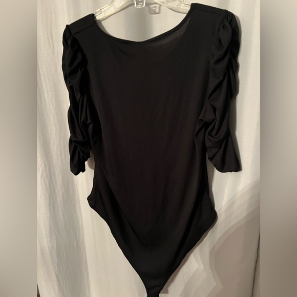 NWT Ruched 3/4 length Sleeve Black Ribbed Bodysuit - Picture 5 of 6
